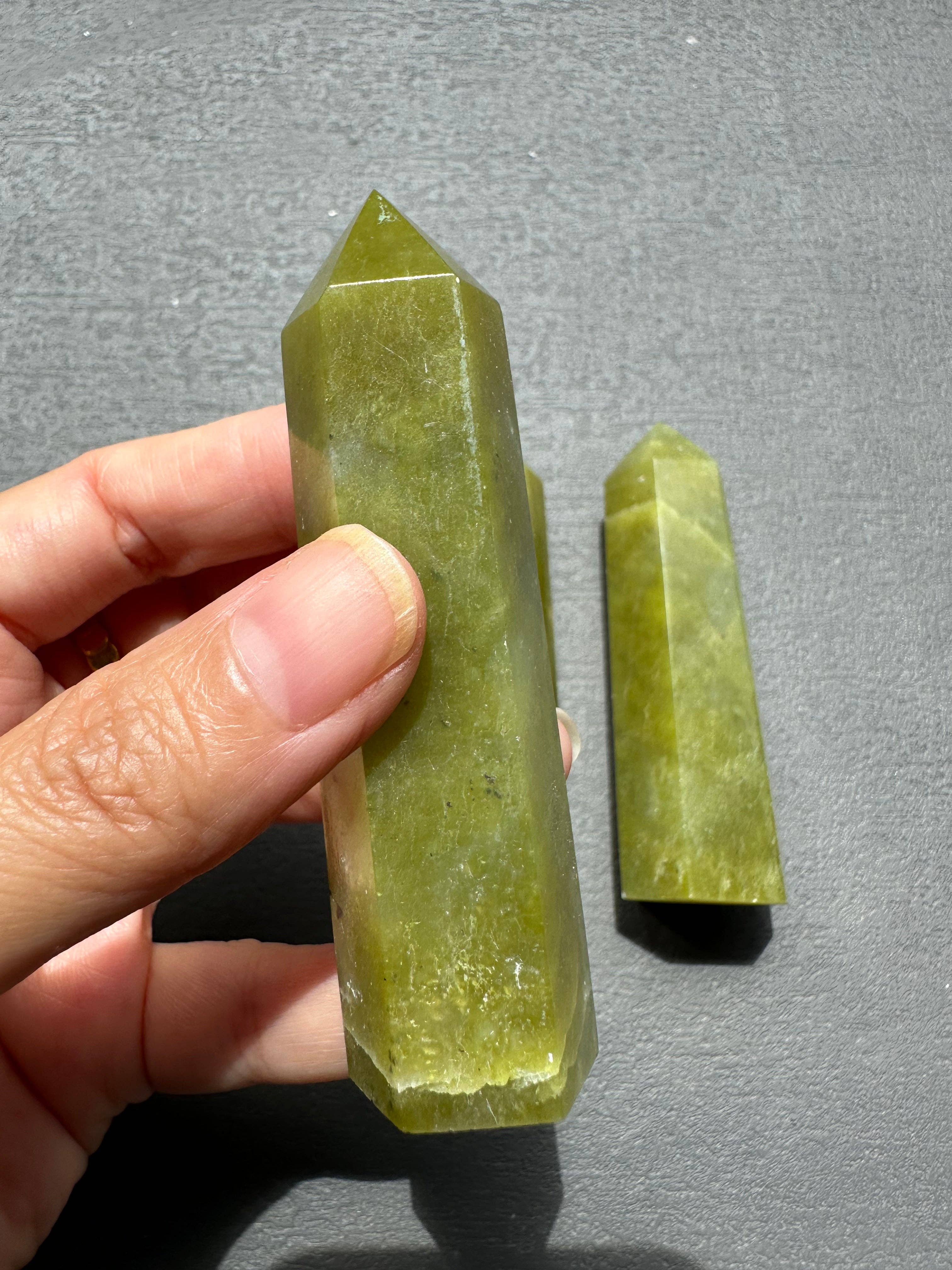 Moon Rituals - Wholesale Spiritual Stone/Crystal - Jade Tower 6-8cm | Natural Jade Crystal for Prosperity, Harmony & Healing | Reiki, Meditation, Chakra Balancing, Positive Energy, Good Luck, Christmas Crystal Gift4