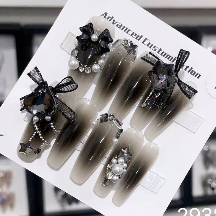 Press on Nails fabriqué à la main 29382 pour la vente par foamboxnail