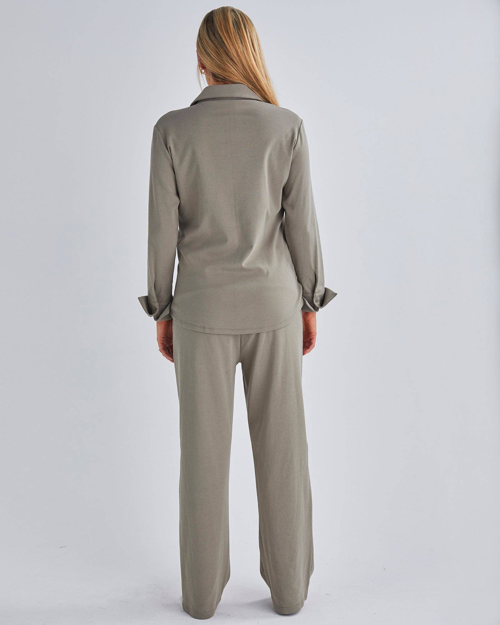 Angel Maternity - Wholesale Lounge Set - Maternity - 2-Piece Sophia Maternity Loungewear set - Sage Green3