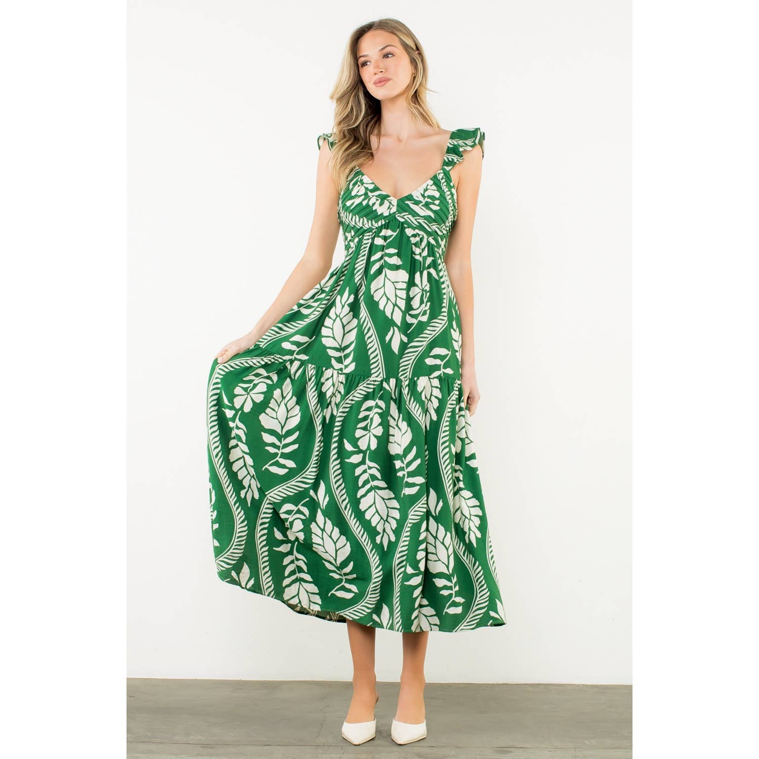 THML - Wholesale Dress - Women's - Flutter Sleeve Leaf Print Maxi Dress9
