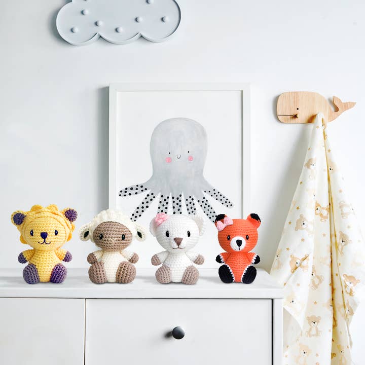 Paul and Lucy - Venta al por mayor Peluche - Niños y bebés - Juguete de ganchillo hecho a mano, Mini Karu, el canguro beige