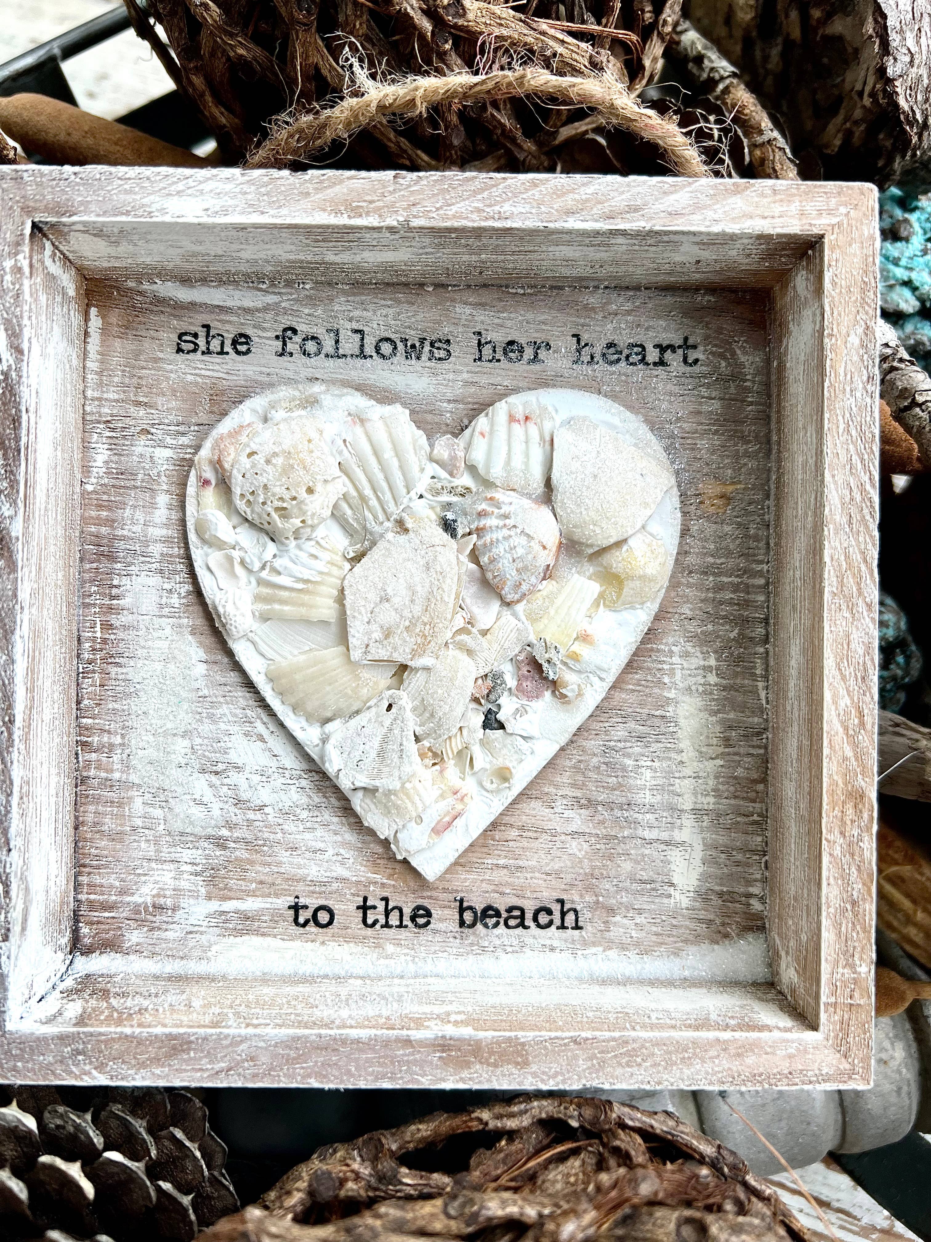 UnfiniSHEd - Wholesale Sign - Sea Shell Mosaic Heart Sign, Choose Saying,9