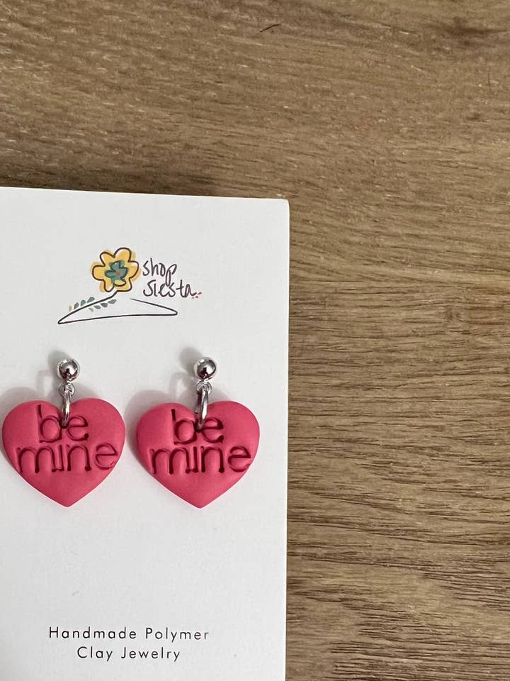 Orecchini Be Mine per la vendita all'ingrosso da parte di Siesta Wholesale