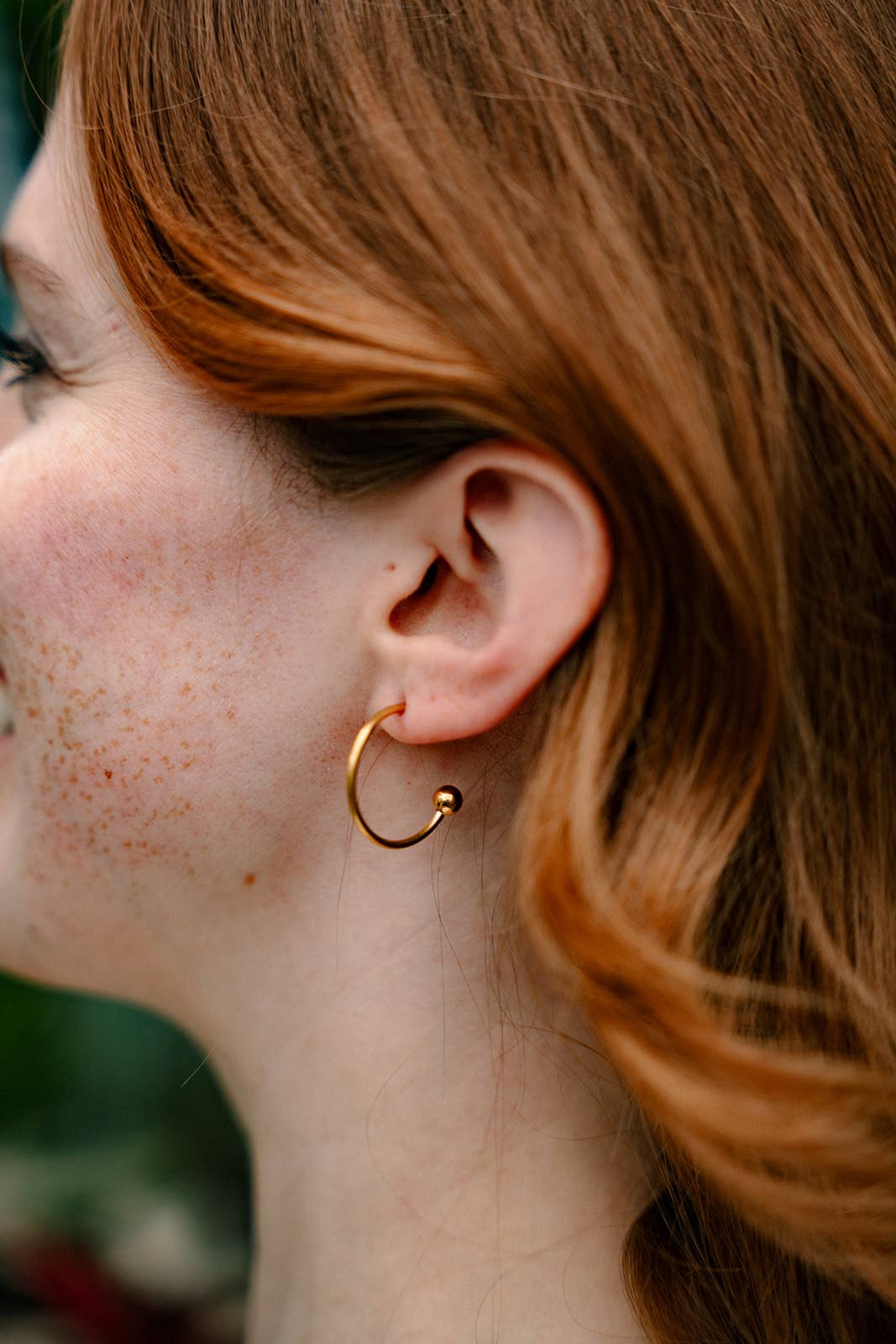 Spiffy & Splendid – wholesale Hoop-örhängen – Magnolia Hoops - Vit // Smycken, Örhängen10