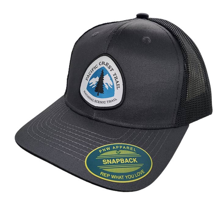 PNW Apparel – wholesale Truckerkeps – Unisex – Pacific Crest Trail Snapback-mössa med PCT-lapp14