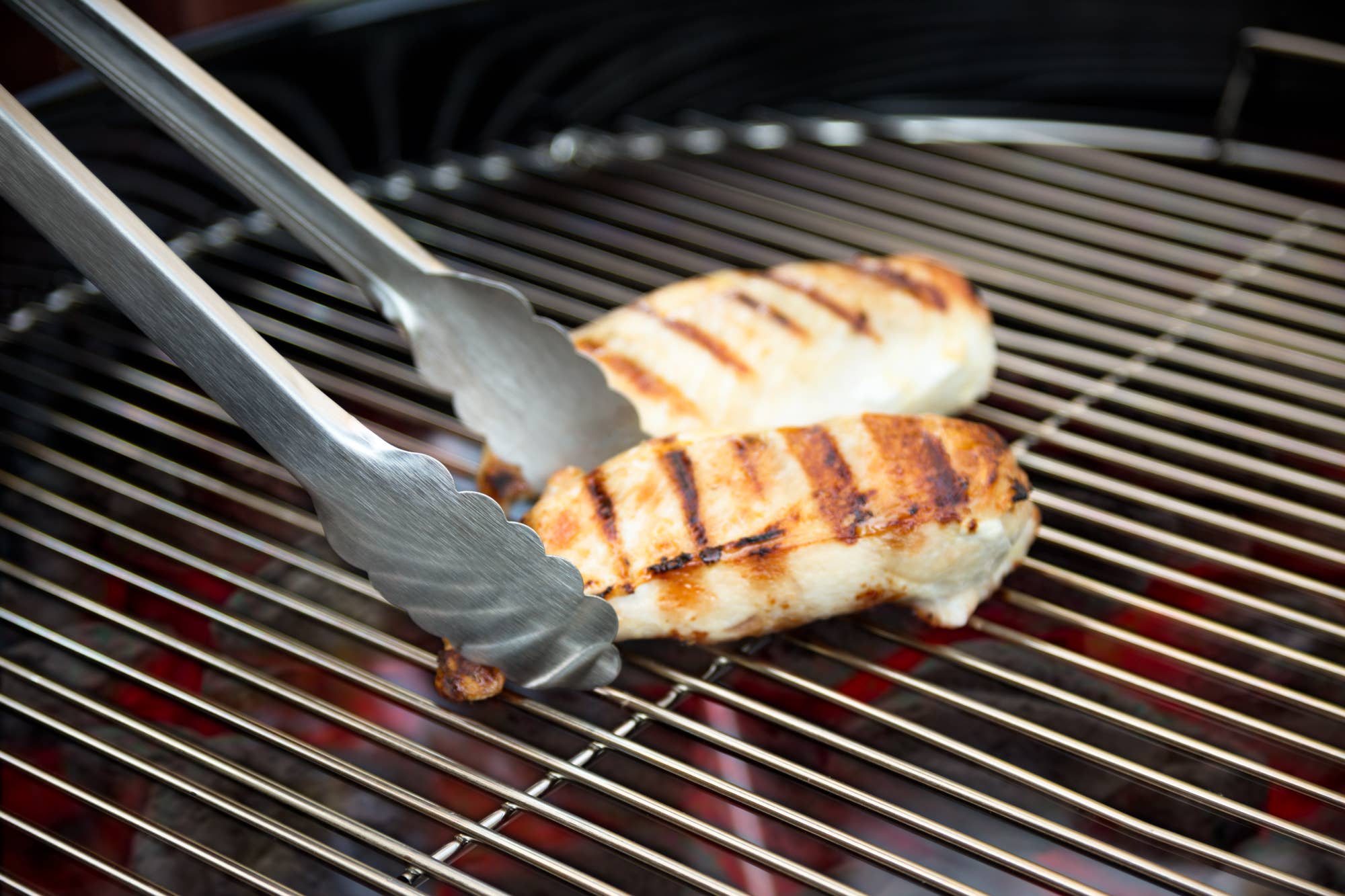 Fox Run Brands - Wholesale Kitchen Tong - Outset Verde Collection Locking Tongs, 18"1