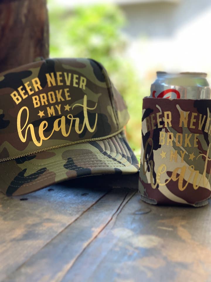 Camionneur Beer Never Broke My Heart pour la vente par Hill + Hyde&Co