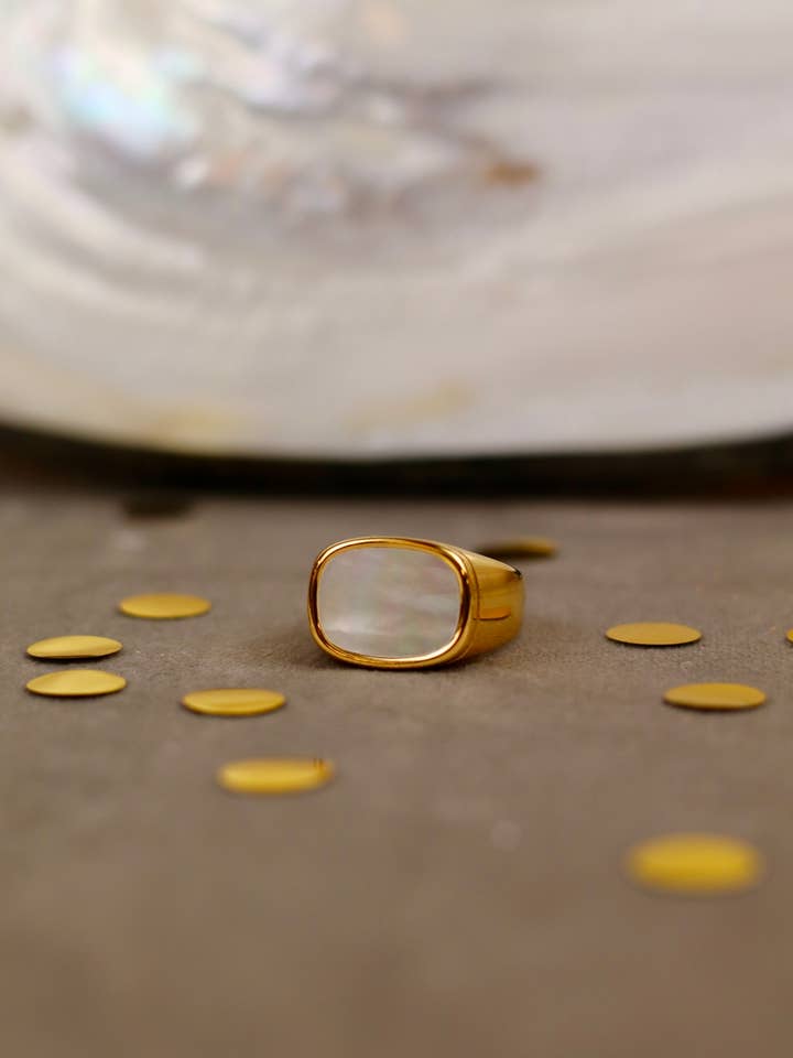 Ring - Shine universe for wholesale by HELLO HOSHI