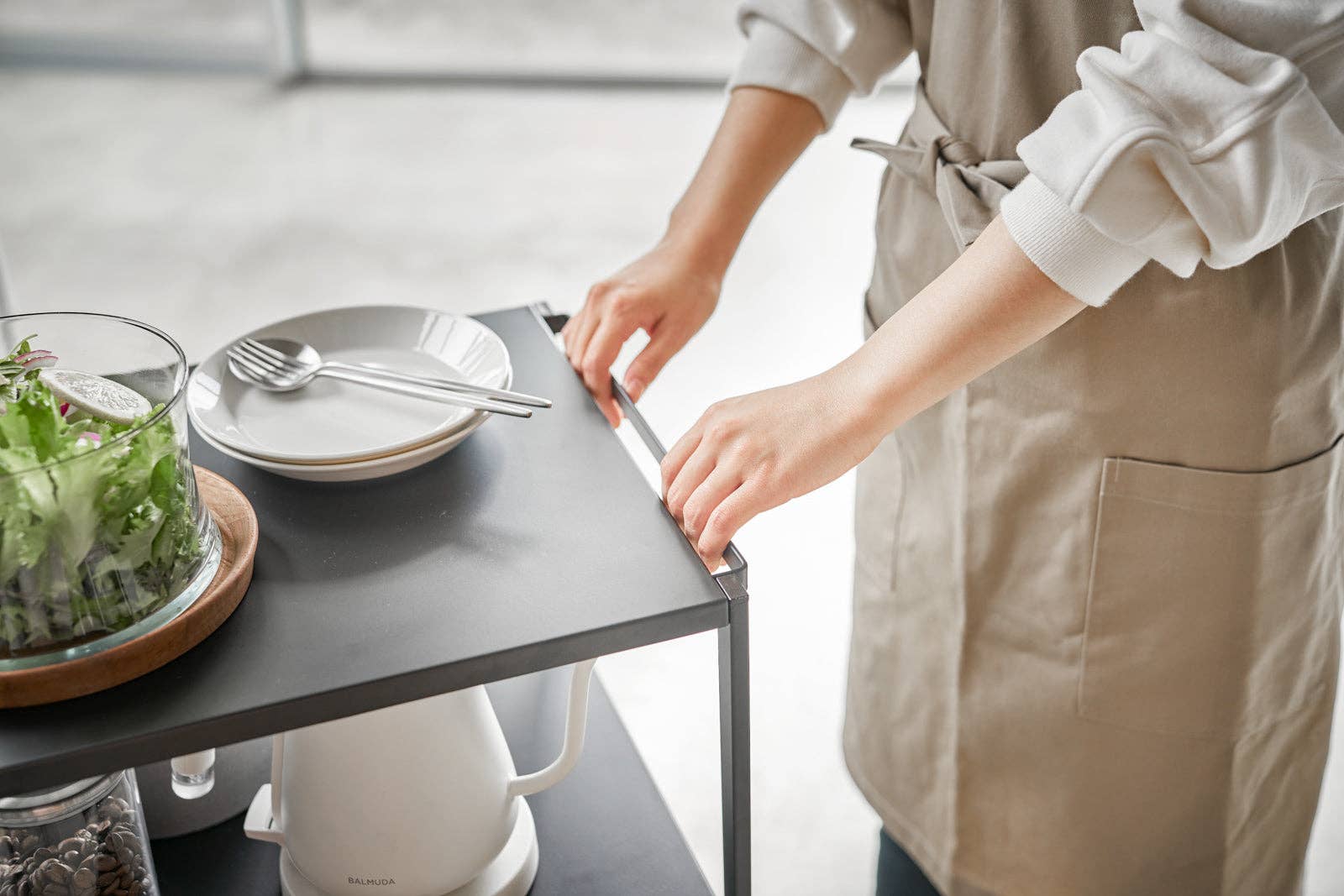 Yamazaki Home - Vente Étagère flottante - Chariot utilitaire roulant Tower - Acier8