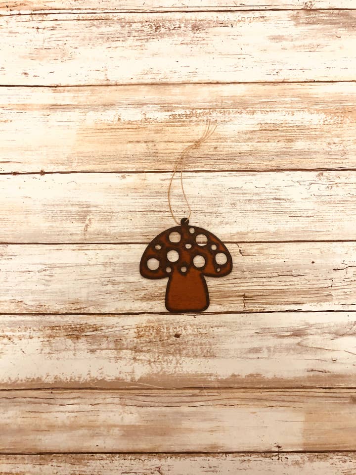 Mushroom Rustic Ornament for wholesale by Universal Ironworks USA