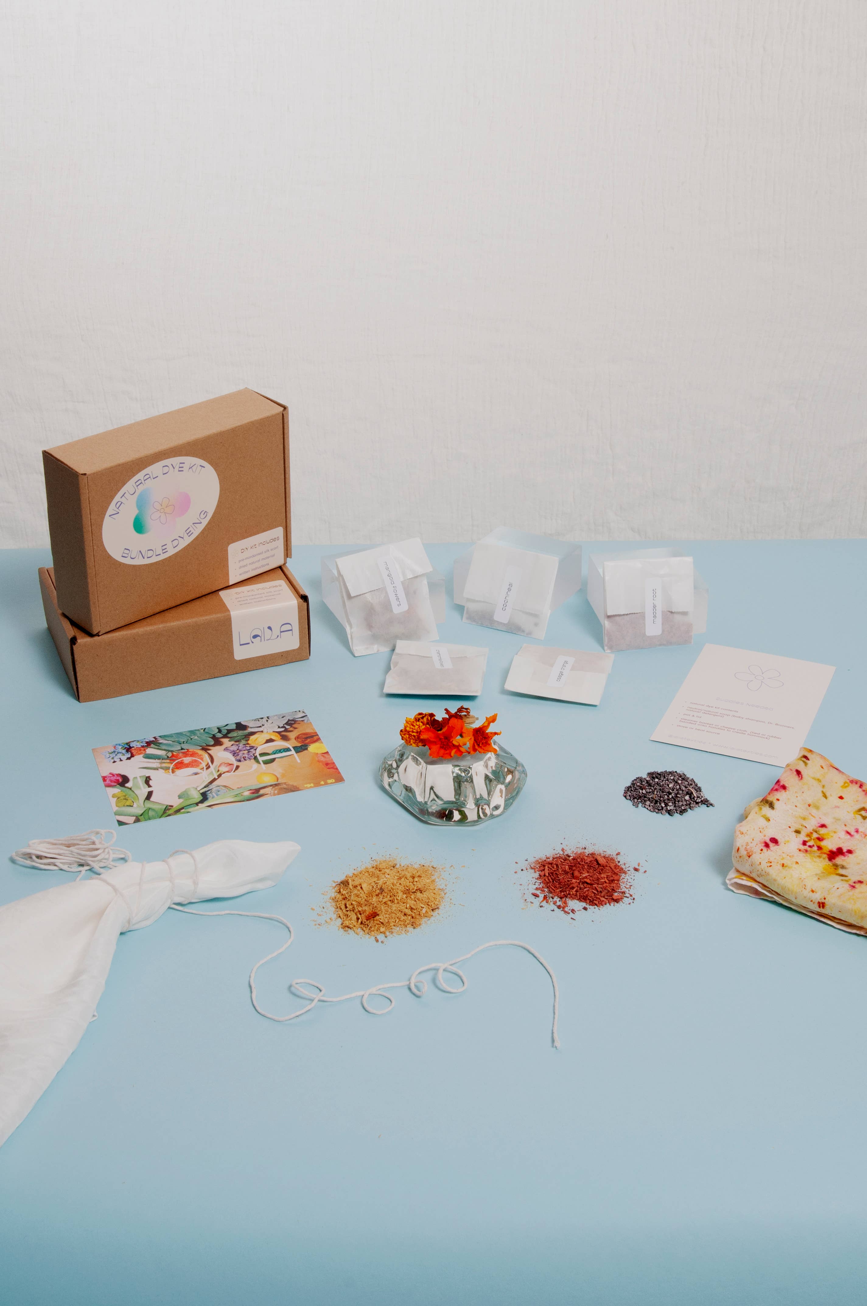 Laila Textiles - Wholesale Doe-het-zelf-knutselset - DIY Natural Dye zijden sjaalset2