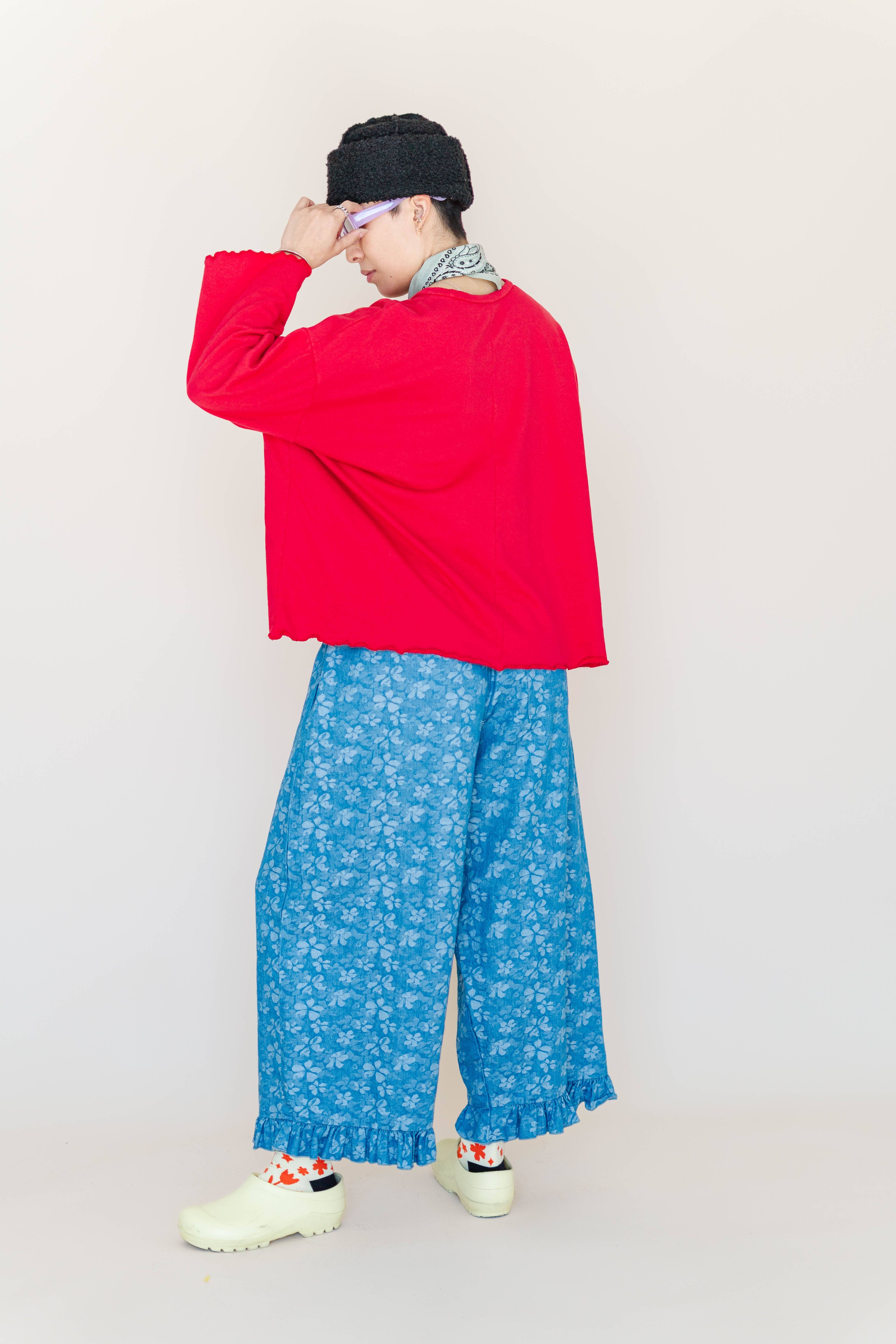 Nettle Studios - Wholesale Sweatshirt - Unisex - Size Inclusive Plus Size Gender Neutral Red Sweatshirt Tee15