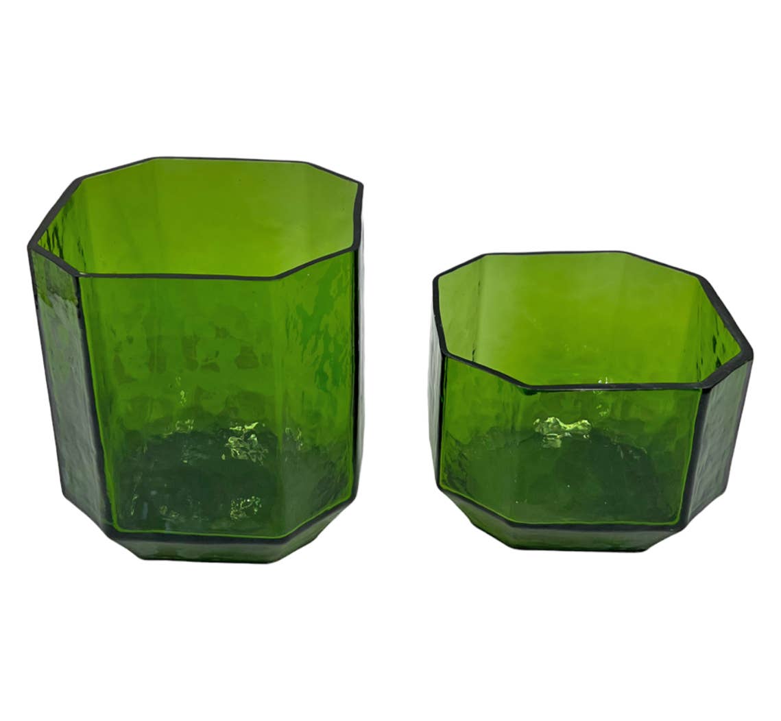 2626 Designs – wholesale Vase – Decorative Handmade Glass Vase in Green3