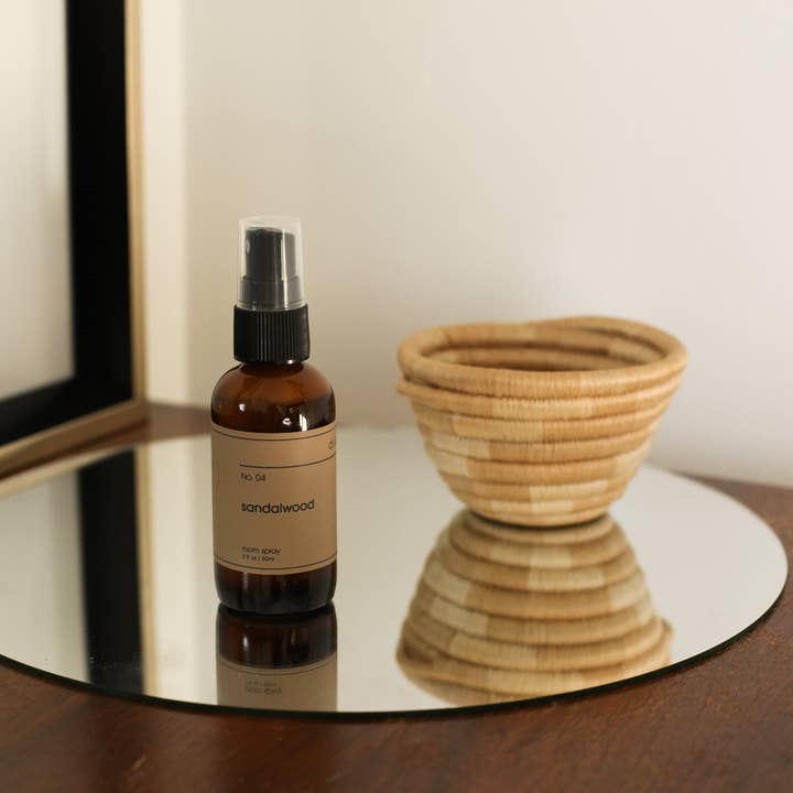 dilo - Wholesale Room & Linen Spray - No. 04 Sandalwood Room Spray3