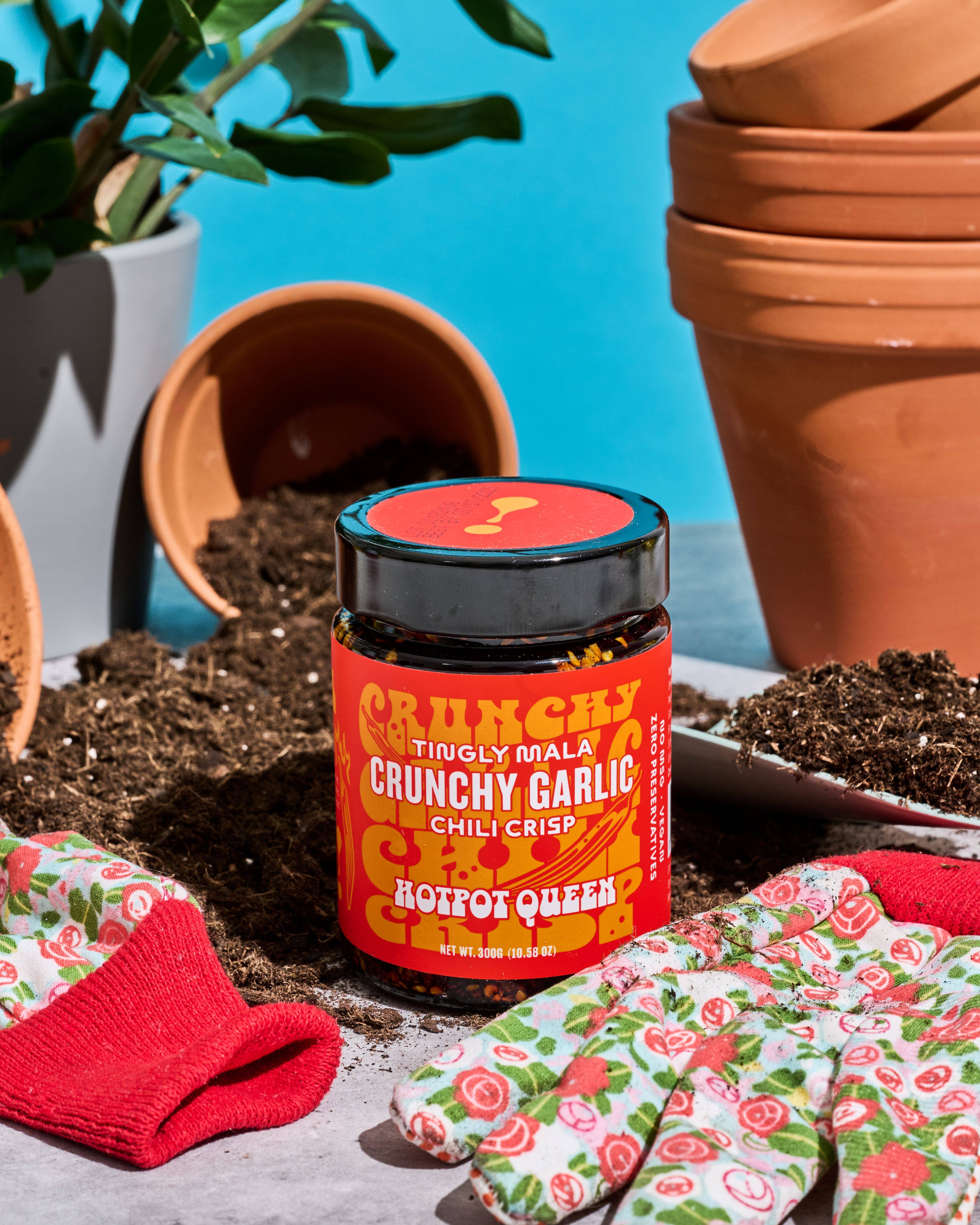 Hotpot Queen - Wholesale Hot Sauce - Crunchy Garlic Chili Crisp -SICHUAN CLASSIC 10.58 OZ5