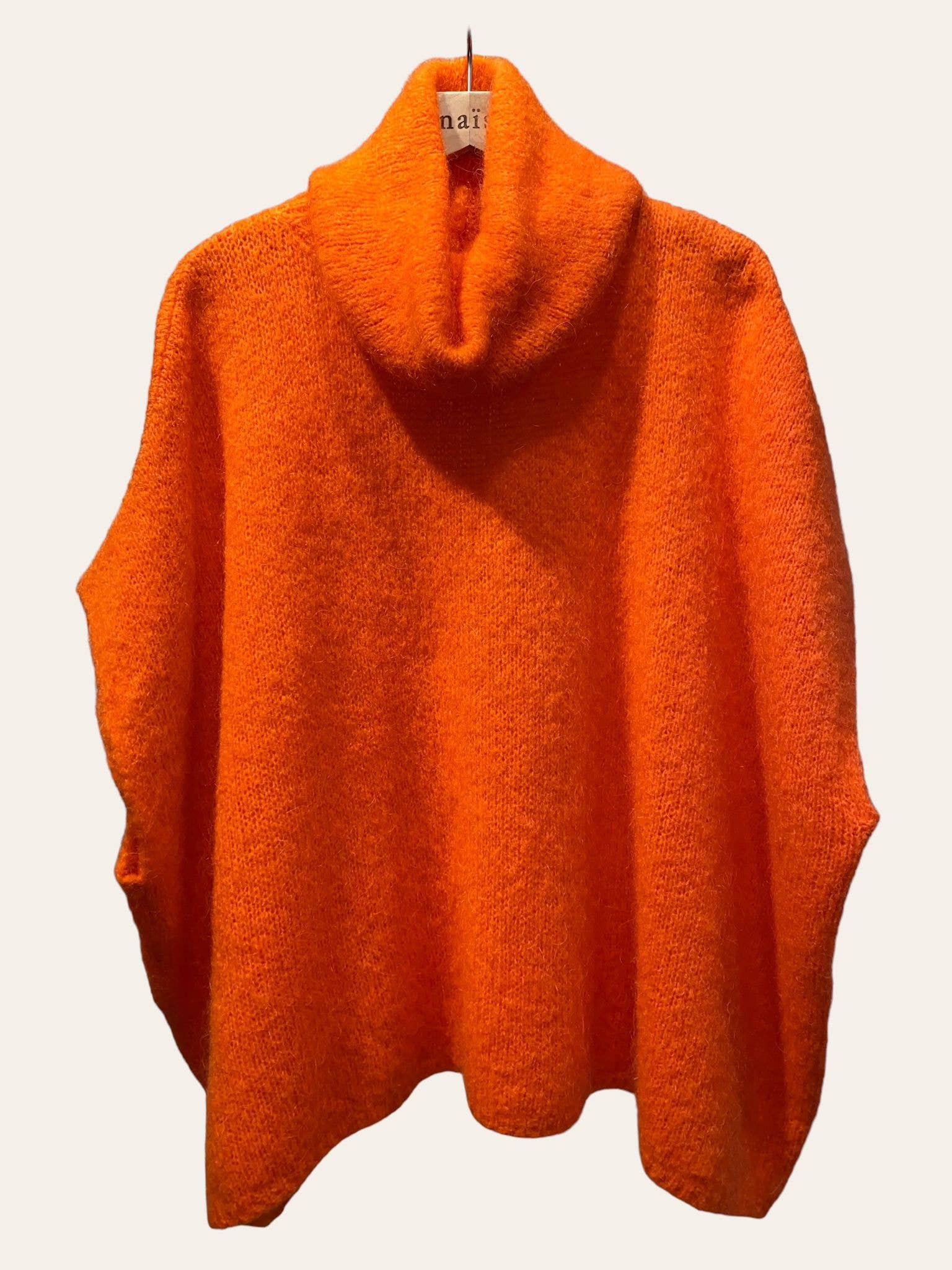NAÏS PARIS – wholesale Poncho - Dam – Polotröja i ponchostil i mohair och ull40