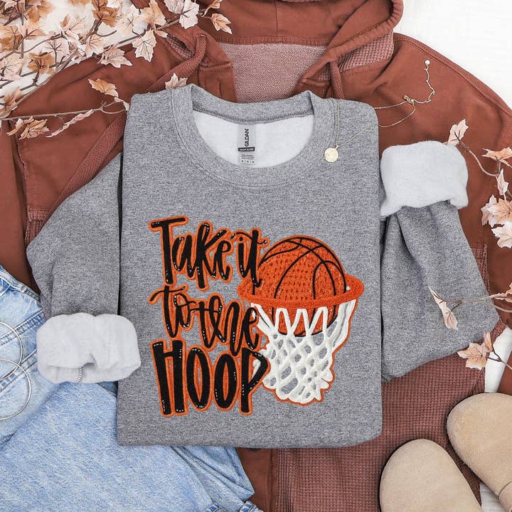 Faux Yarn Take It To The Hoop Sweatshirt for engroshandel hos Trendy Tee Co.