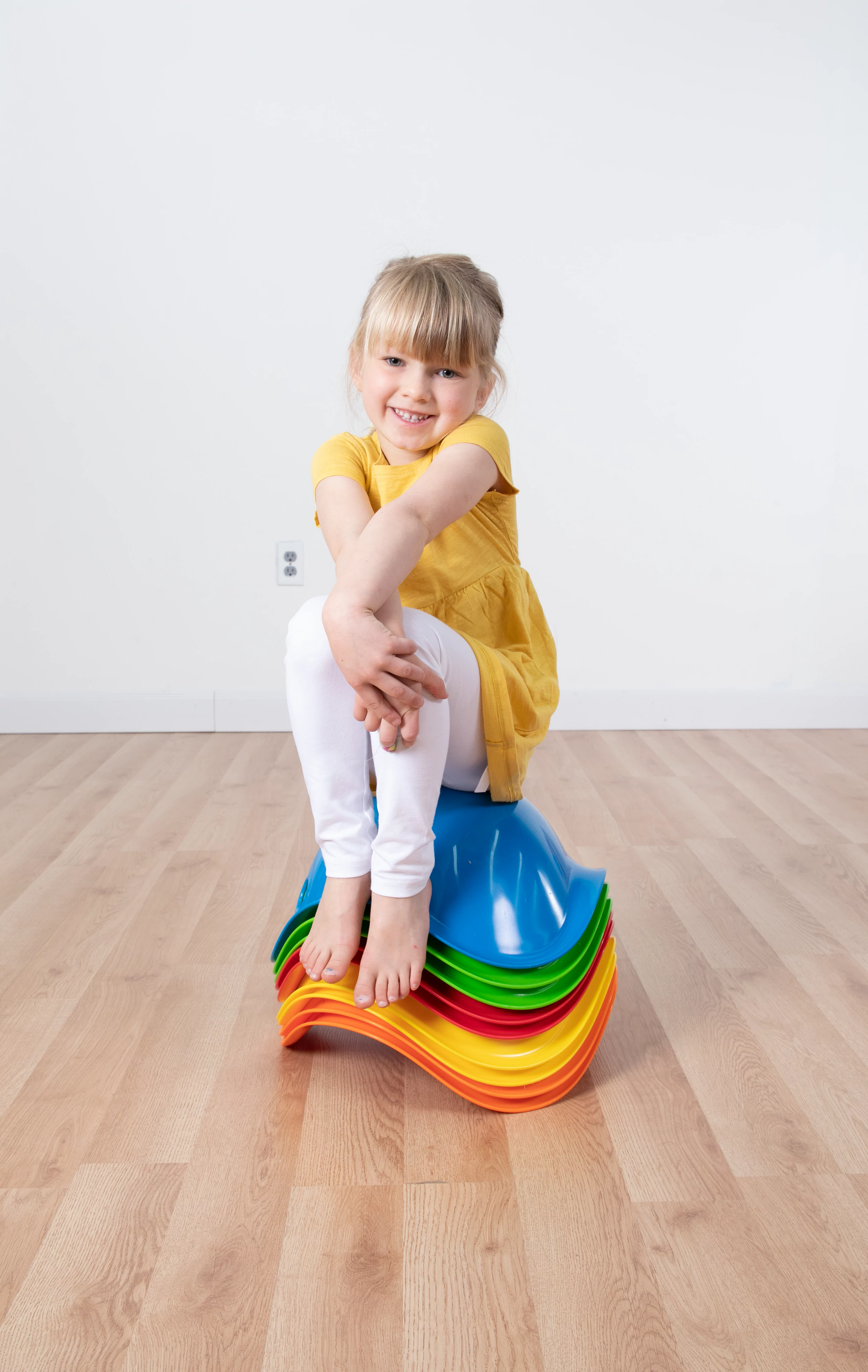 Fat Brain Toy Co. - Wholesale Classic Toy - Kids - bilibo by MOLUK - Classic Assortment4