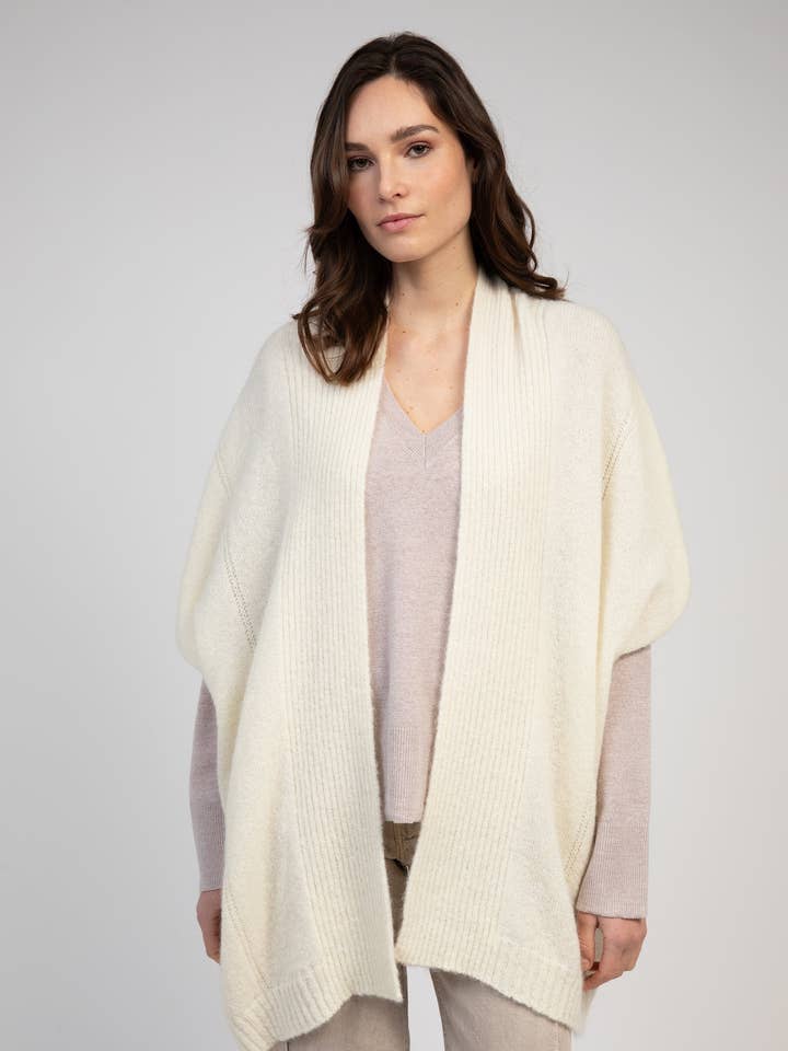 GILET BIORNE milk pour la vente par Maison Anje