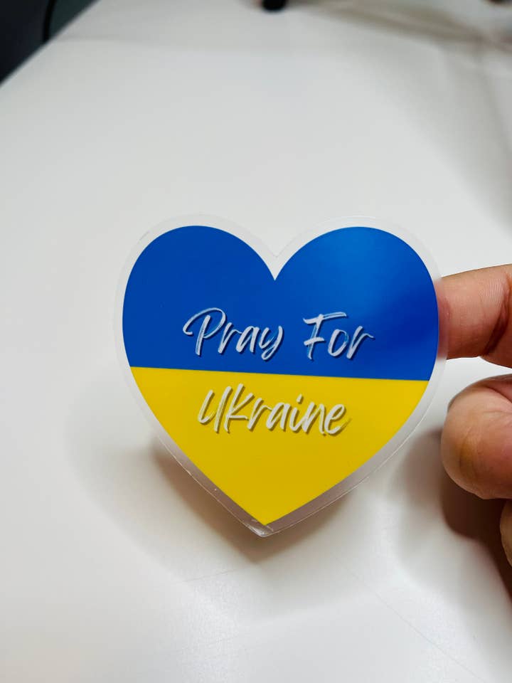Autocollant Priez pour l'Ukraine pour la vente par IAG Designs
