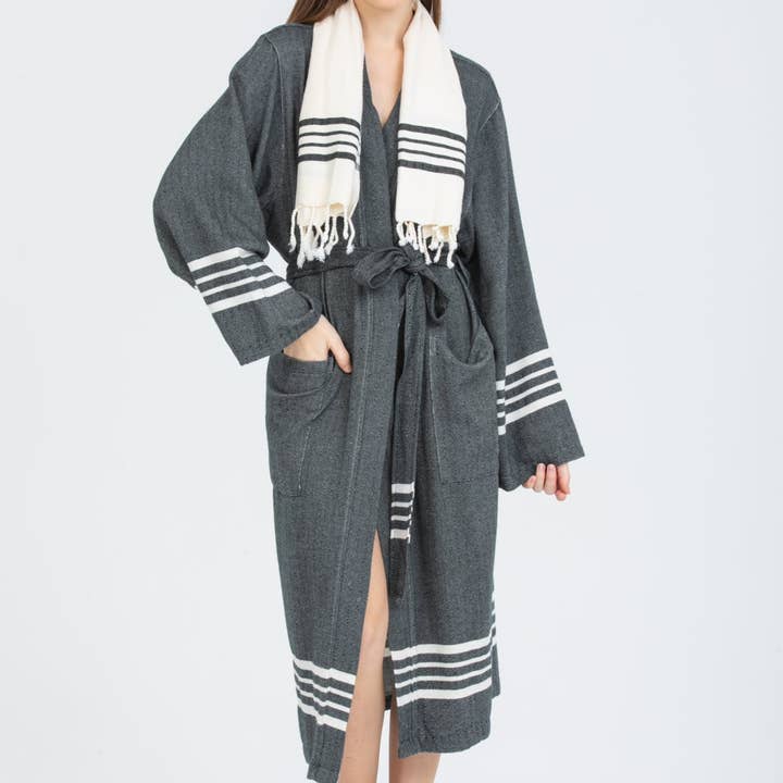 Peignoir Azra en coton noir pour femme pour la vente par PESHCE