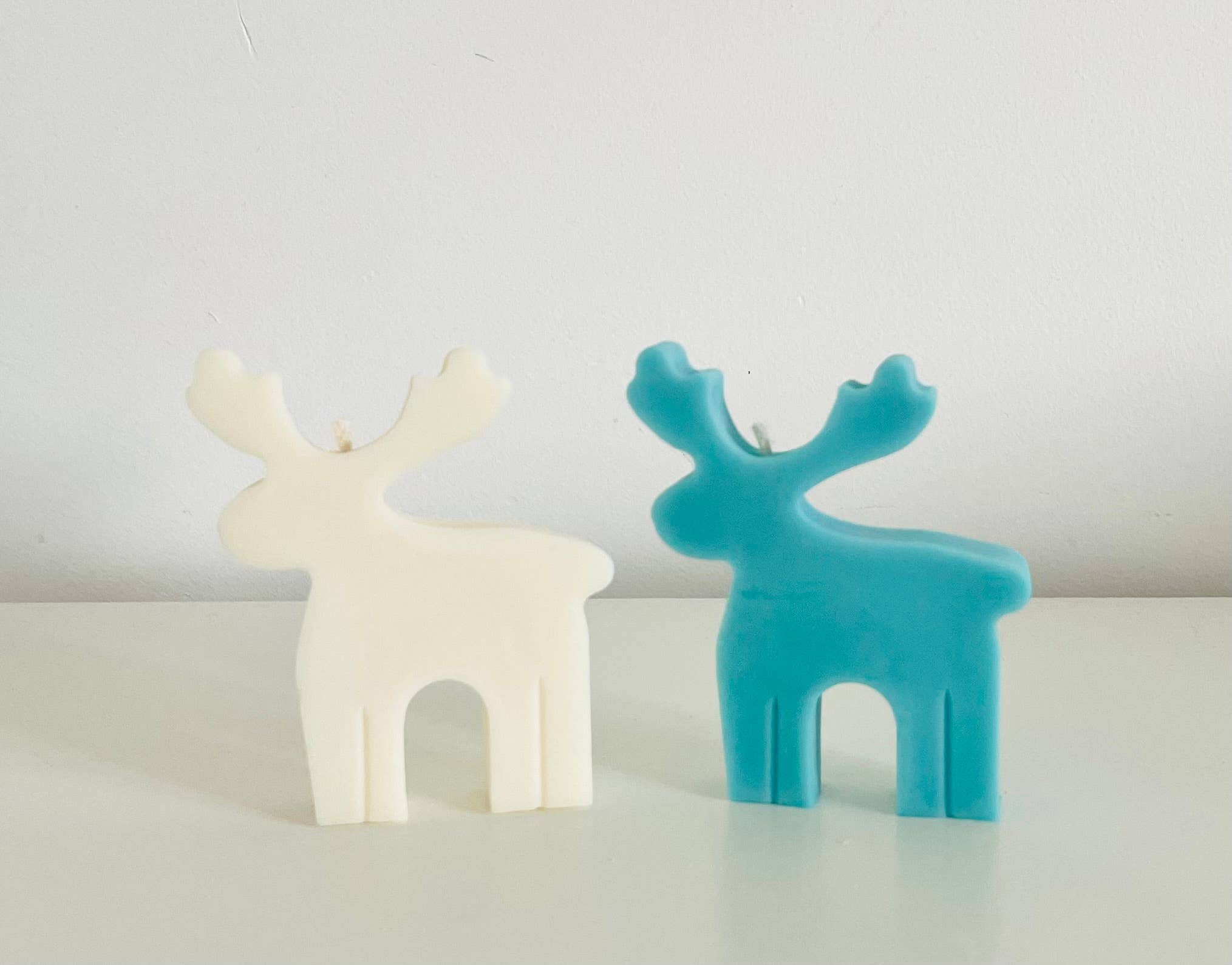 Sweet-Deco Creative – Engroshandel Gavelys – Håndstøbt lys formet som en rensdyr6