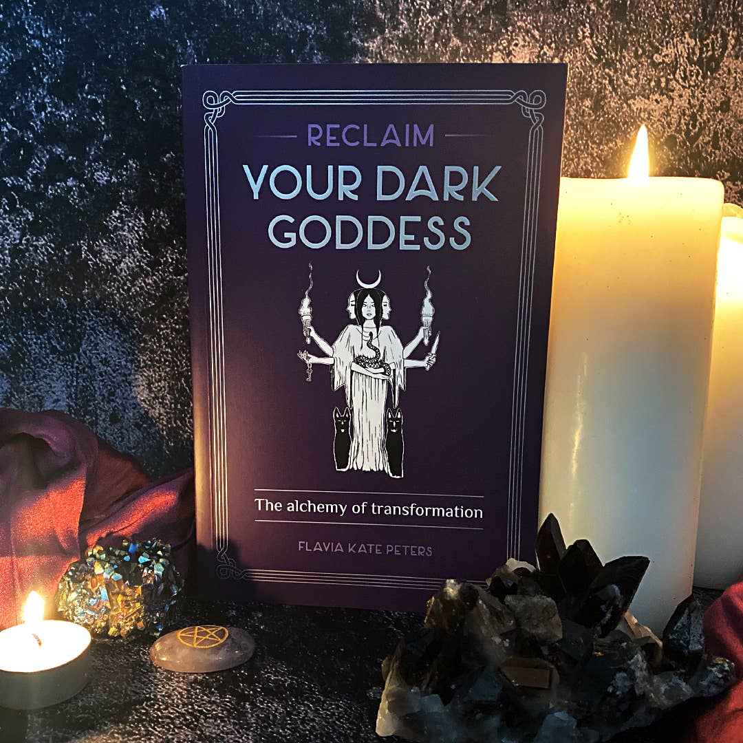Simon & Schuster - Wholesale Body, Mind & Spirit - Reclaim your Dark Goddess by Flavia Kate Peters7