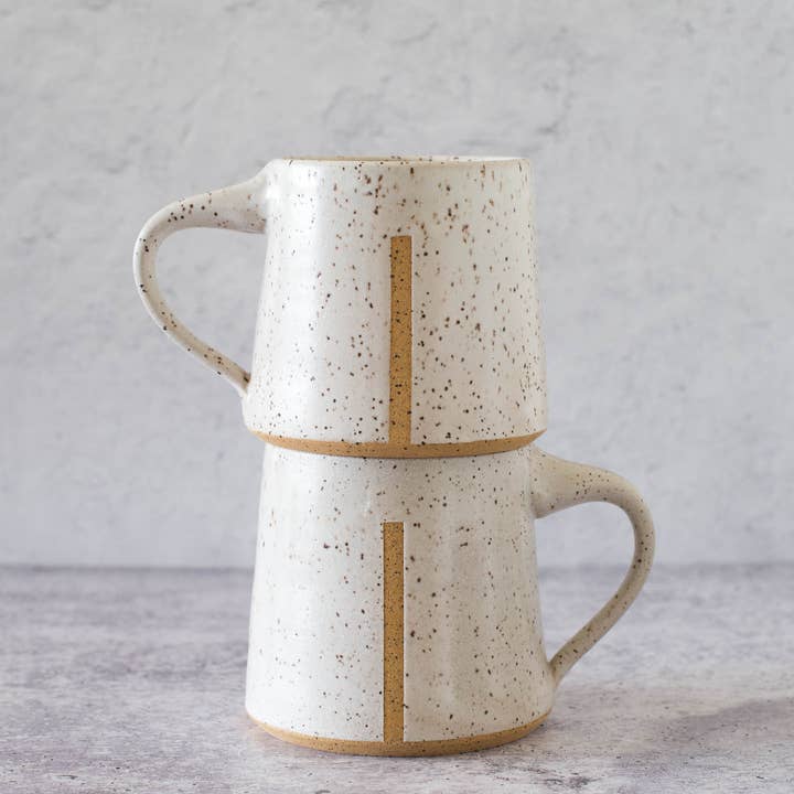 ZZIEE Ceramics - Vente Tasse à café - Mug en céramique fait main en blanc moucheté1