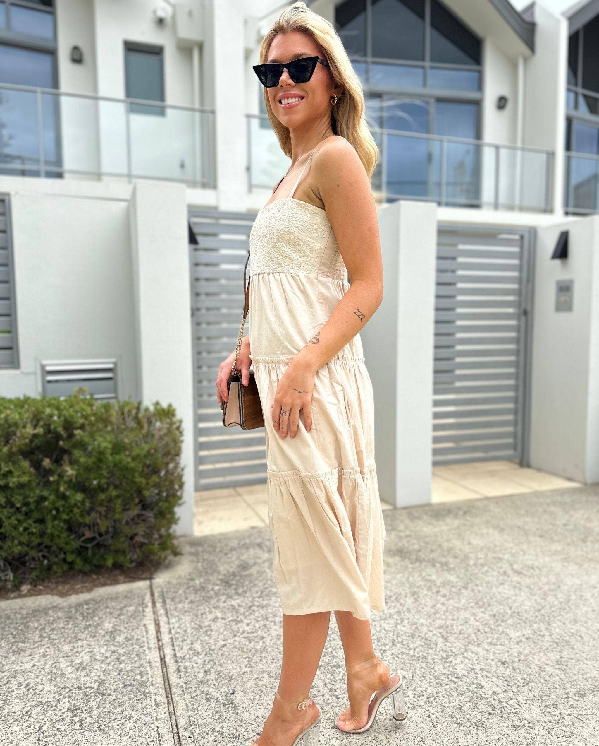 Kaasida | Women Fashion Boutique - Wholesale Dress - Women's - Zaafira Tiered Midi Dress18