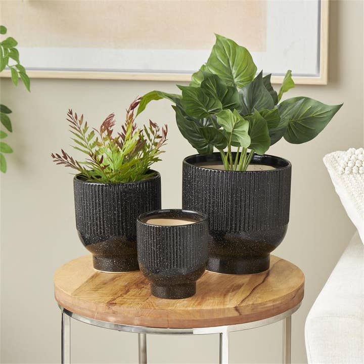 Ceramic Black Planter with Grooved Design - Set of 3 for wholesale by Will's Company