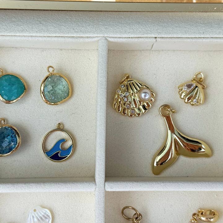 It's Especially Lucky - Wholesale Individual Charm/Pendant - Custom Beach Charms