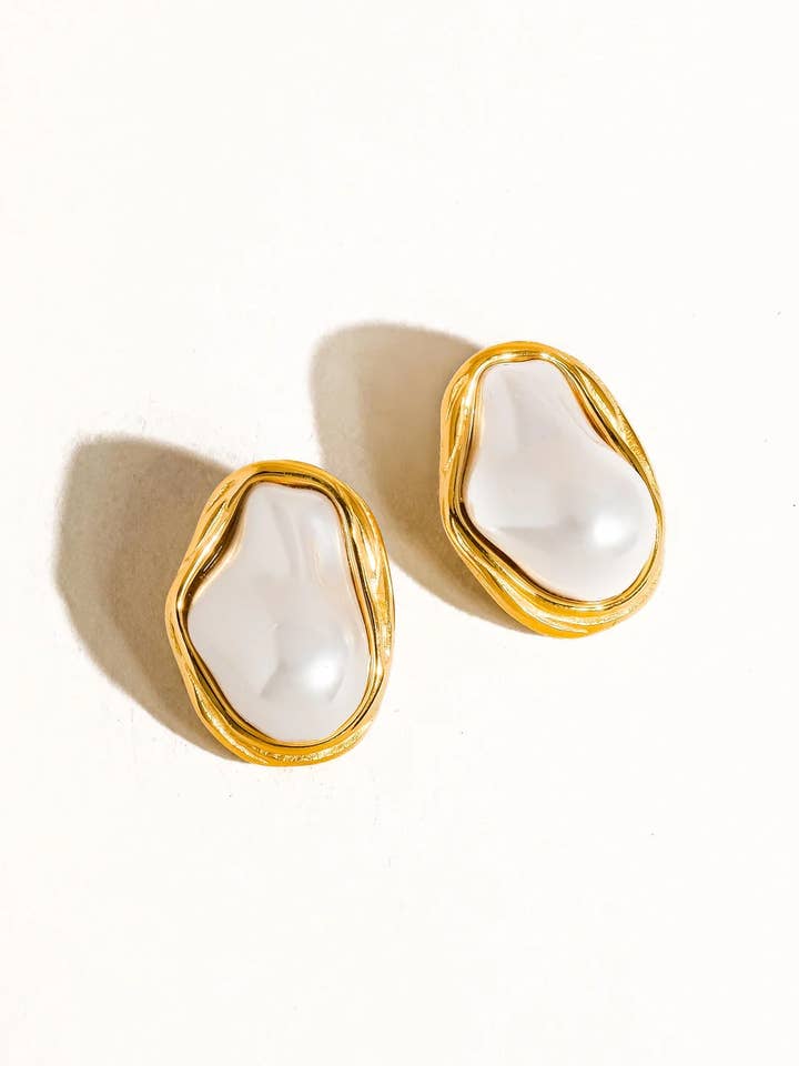 Bailey Earrings for wholesale by Cola Stacks