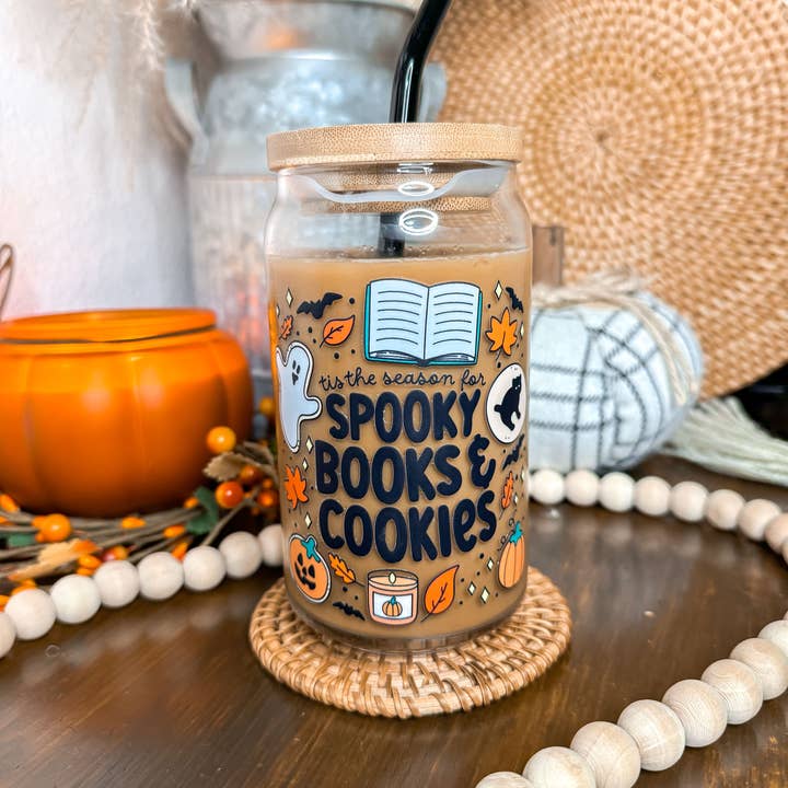 Curly Tailed Designs - Wholesale Drinking Glass/Cup - Spooky Books & Cookies 16oz & 20oz Halloween Glass Cup