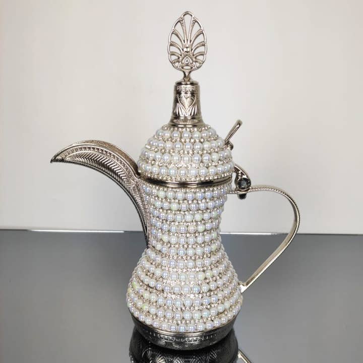Silver Color Ahsen Pearl Coated Metal Casting Dallah Pot for wholesale by FairTurk