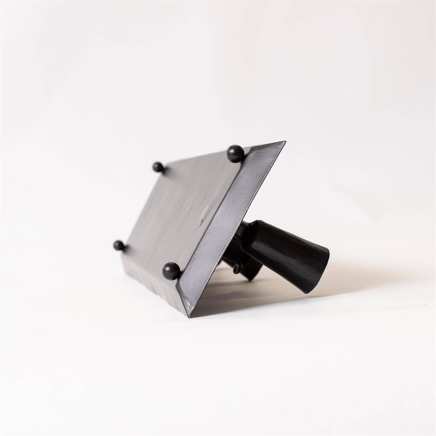 Audrey's Home & Gift - Wholesale Kaarsenhouder - Kandelaar - Zwarte Smalle Schaal (Pk/02)2