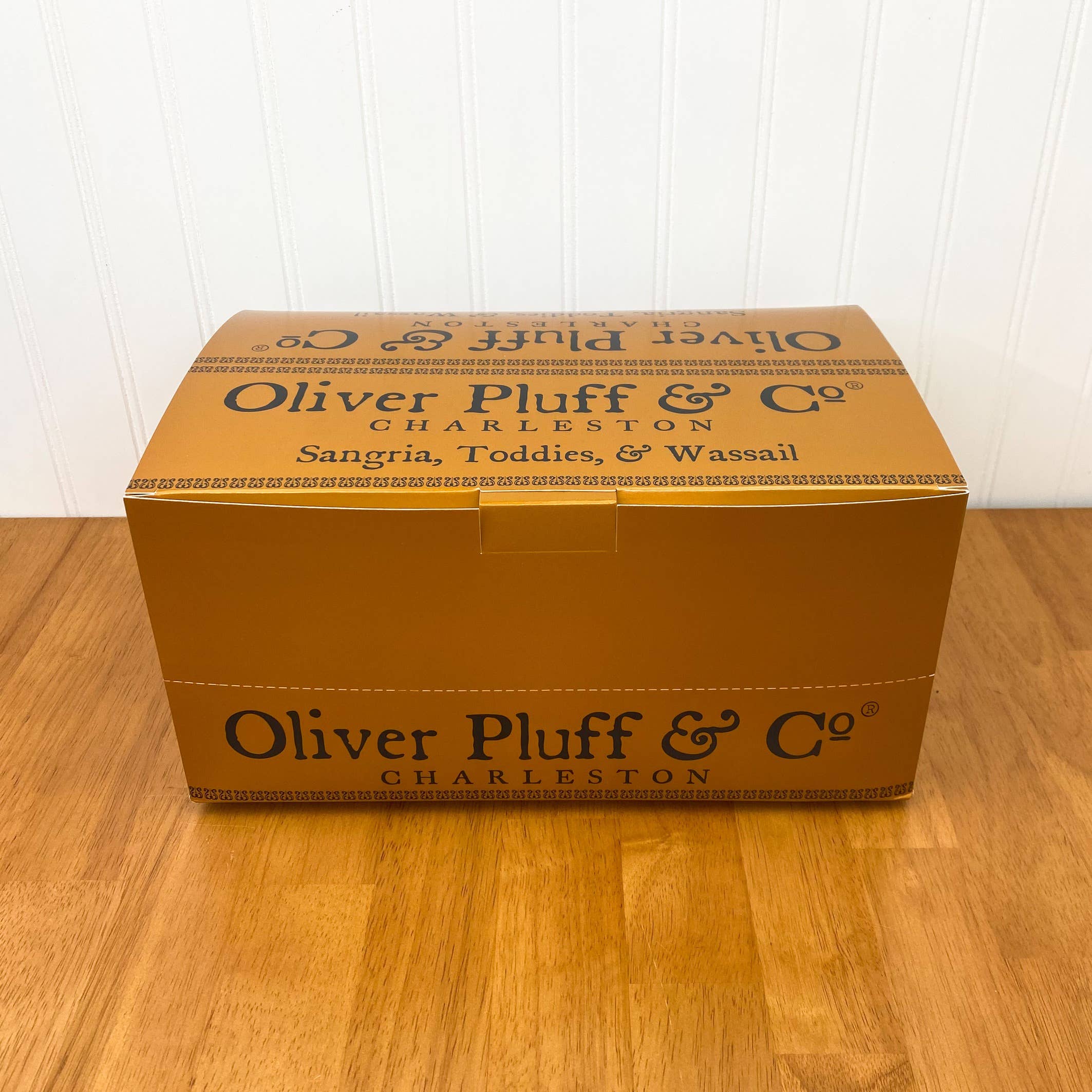 Oliver Pluff & Company - Vendita all'ingrosso Mix per cioccolata calda - Kit Hot Toddy all'Arancia e Chiodi di Garofano - Confezione da 3,8 litri4
