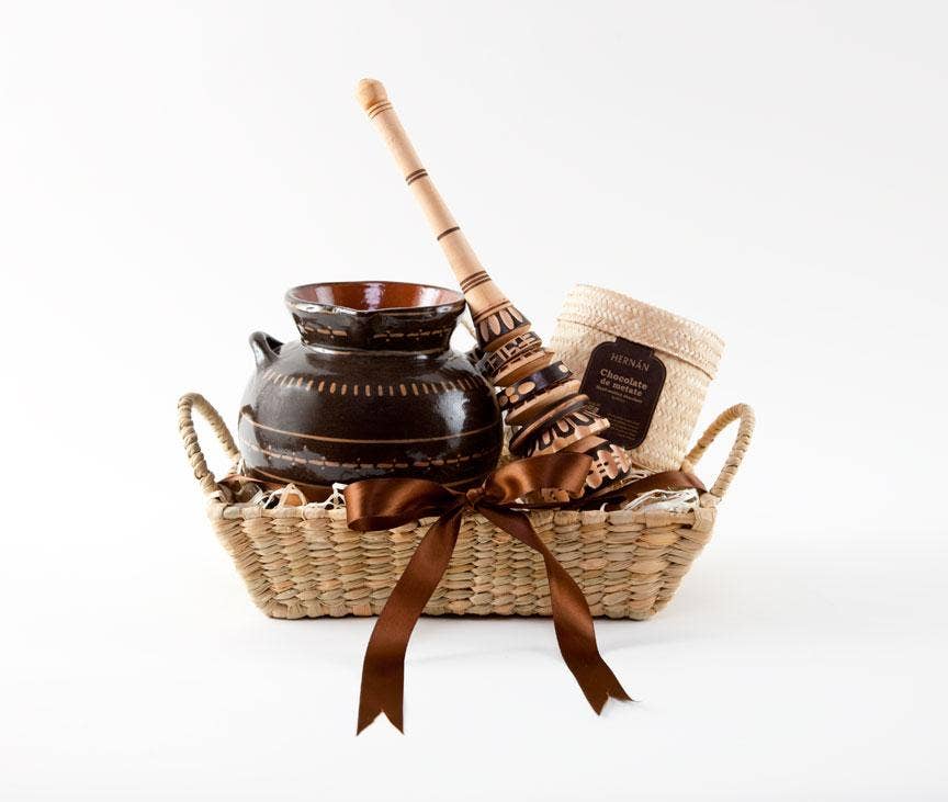  HERNÁN - Wholesale Chocolate - Cinnamon Mexican Chocolate Bolitas in Basket - 240g5