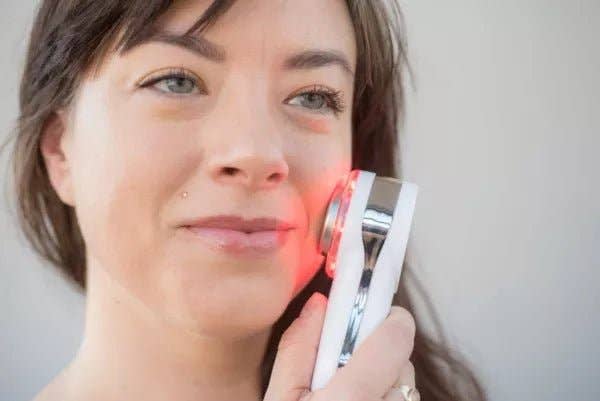 Bee Naturals - Wholesale Electronic Skincare Device - MYSKINBUDDY2