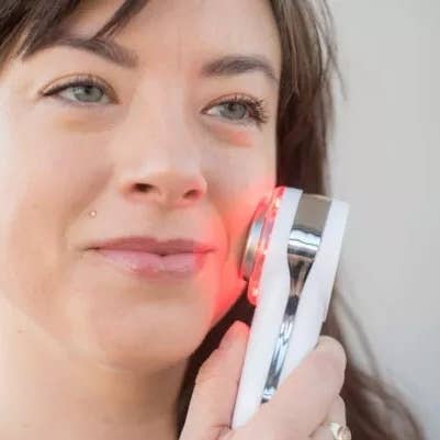 Bee Naturals - Wholesale Electronic Skincare Device - MYSKINBUDDY2