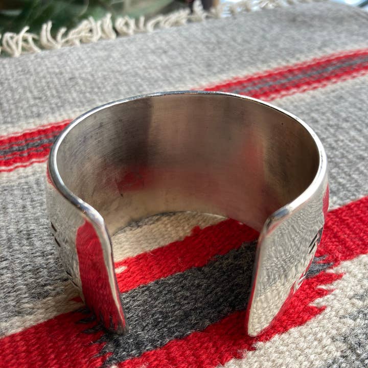 Rainbow Trading Post - Wholesale Cuff Bracelet - NATIVE AMERICAN NAVAJO BLUE WIND TURQUOISE INLAY BRACELET 2