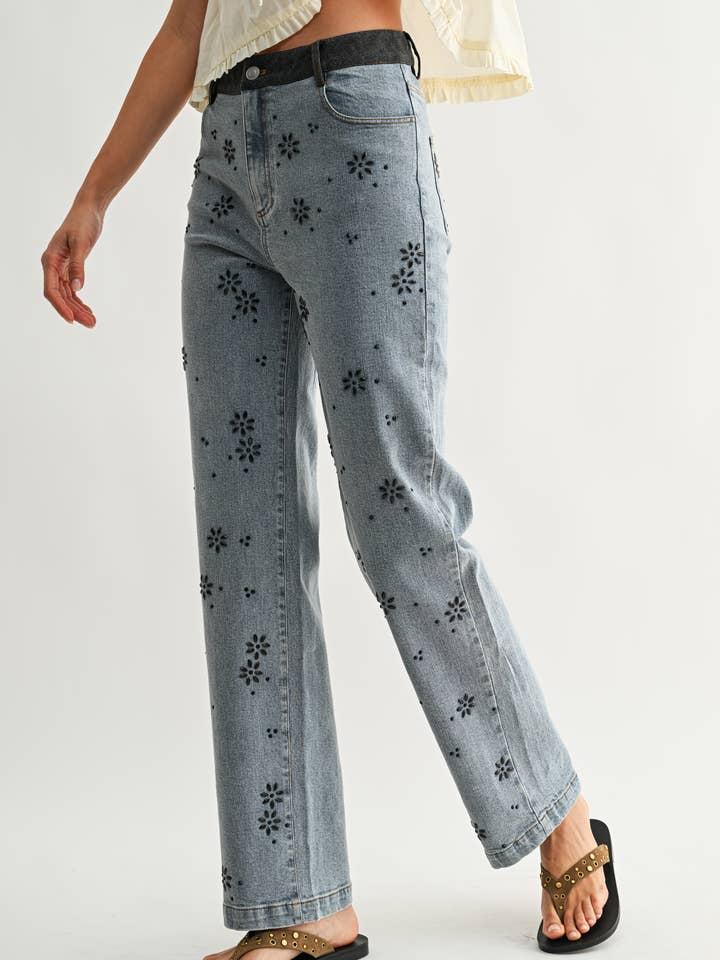 CJP26761 Straight-Leg Jeans with Hot Fix Embellished for wholesale by Camellia