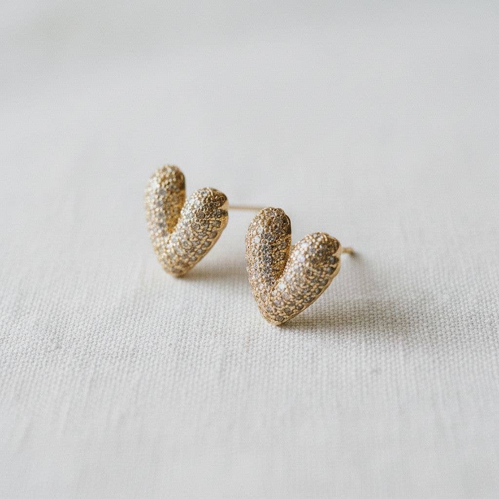 Ellemadera - Wholesale Stud/Post Earrings - Charming Heart-Shaped Gemstone Earrings1