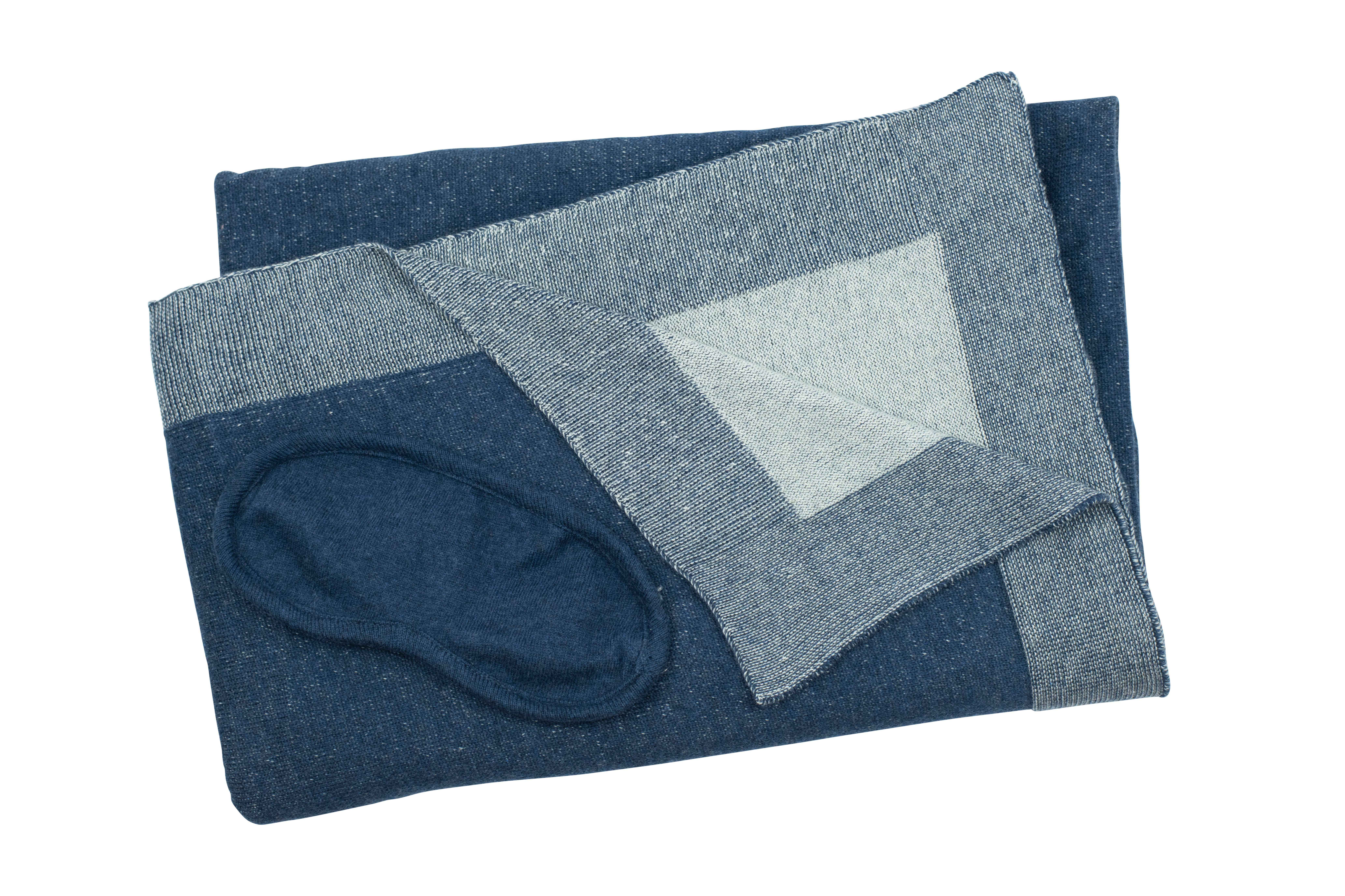 Pink Lemonade – wholesale Travel blanket – Reversible Solid - Navy/Vanilla2