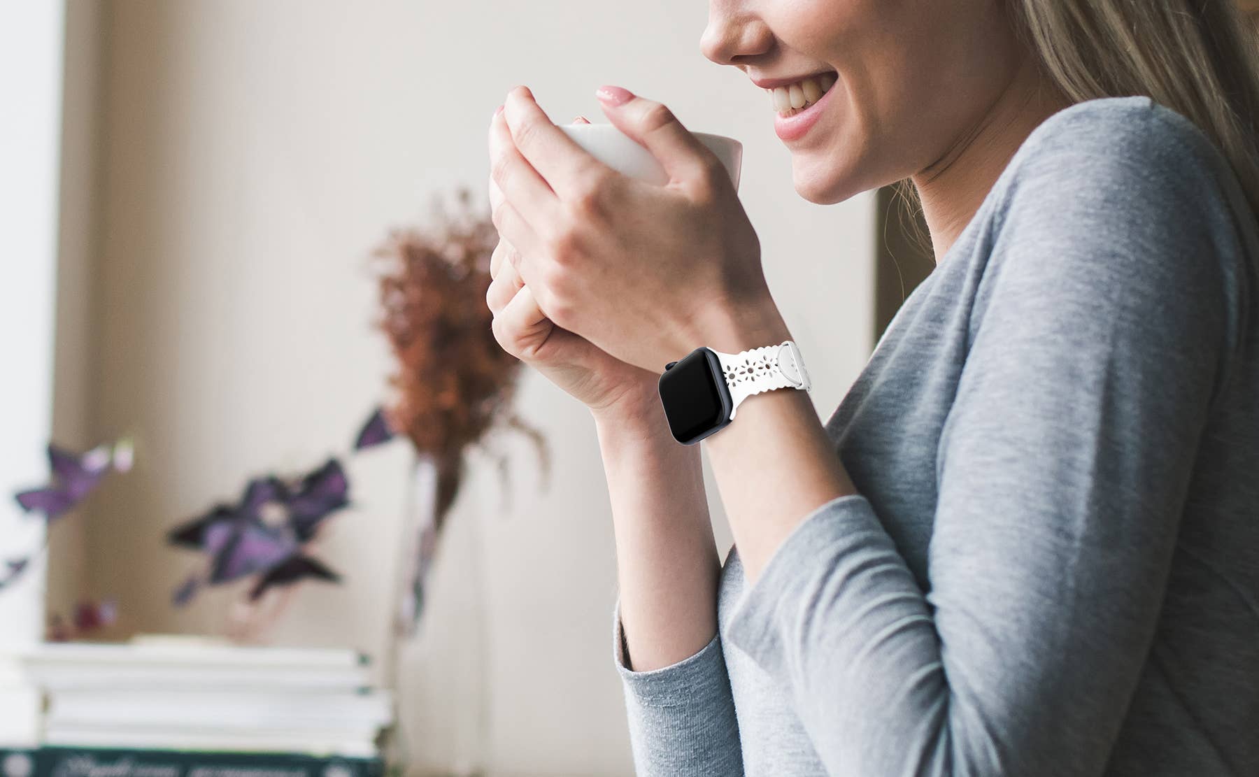 LAX Gadgets – wholesale Watch band/strap – Women's – LAX APPLE WATCH LACE SILICONE BAND with Retail Packaging23