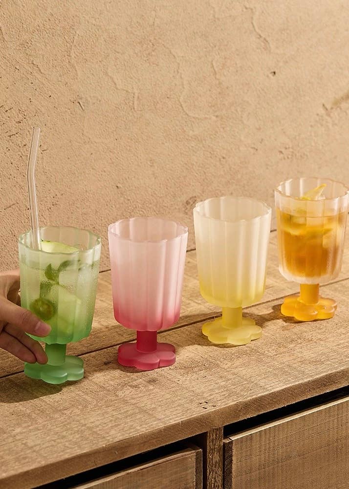 INSPECIAL HOME - Wholesale Wine Glass - MouthBlown Whimsical Petal Colored Wine Glasses - Case of 1010