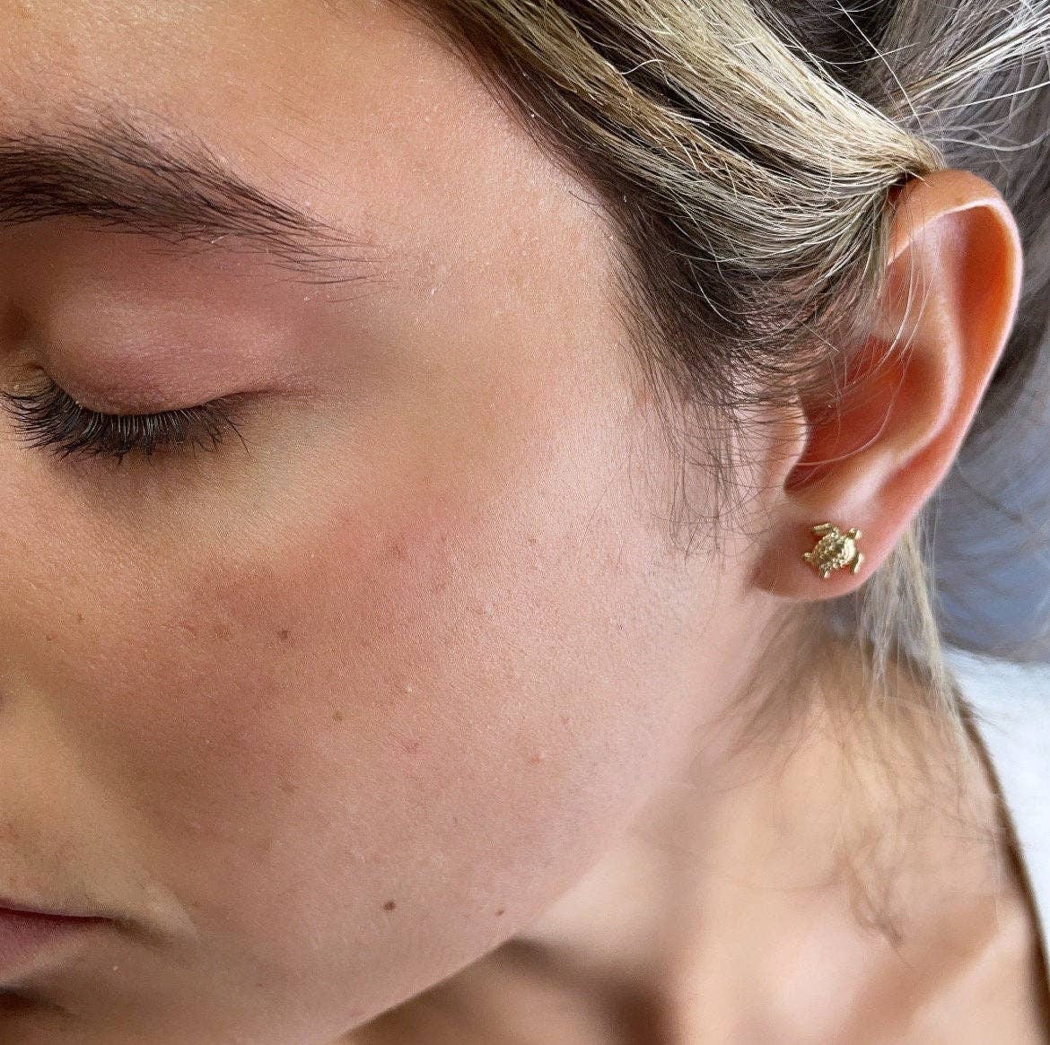 Milie - Vendita all'ingrosso Orecchini a bottone - Orecchini a Perno Tartaruga in Oro 18k GF: Gioielli Delicati a Forma di Animale Marino3