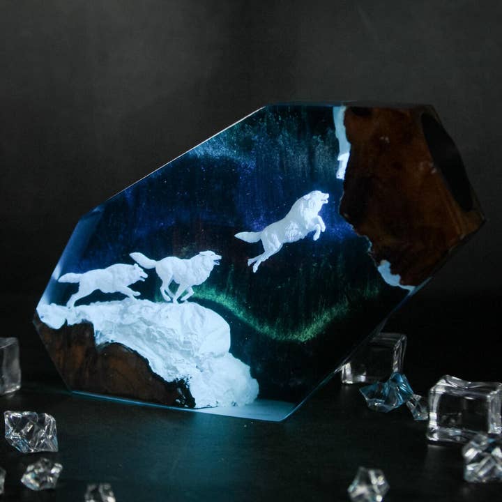 Merchemy - Wholesale Night Light - Wolf Resin Epoxy Night Light Lamp Animal Lovers Gift3