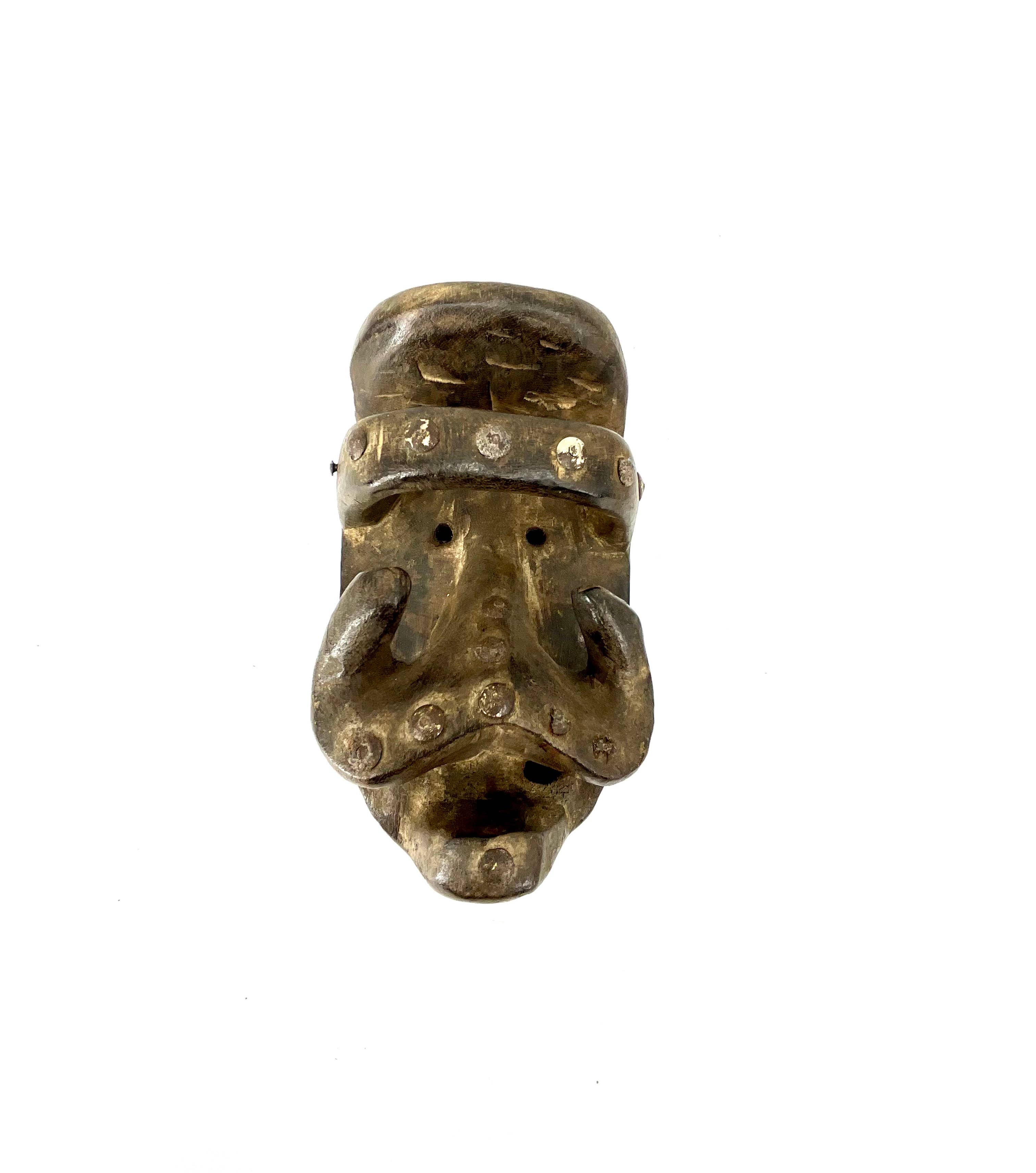 Jofa African Imports - Venta al por mayor Arte mural en madera - Máscara de Pasaporte Bete - Costa de Marfil0