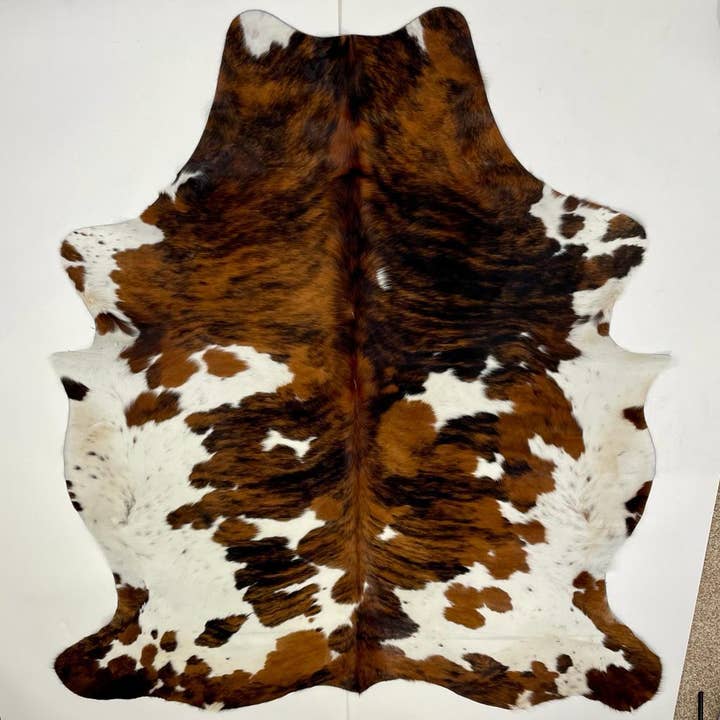 Luises Perez Imports LLC - Wholesale Area Rug - Assorted color cowhides