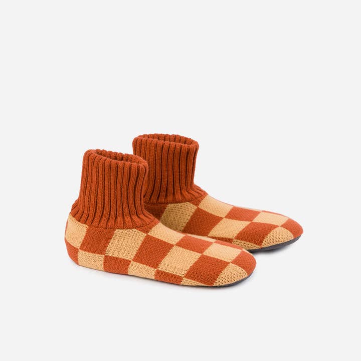 VERLOOP | knits - Wholesale Slippers - Unisex - Checkerboard Knit Sock Slippers